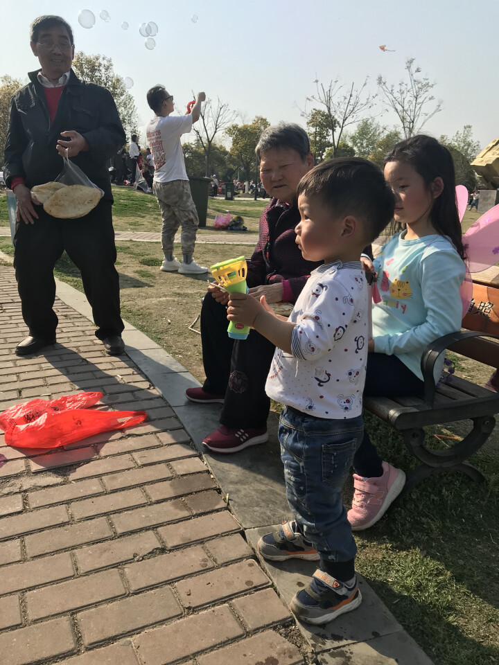 Cikoo 吹泡泡玩具枪电动儿童泡泡机喷雾风扇户外戏水男女孩 炫彩,第3张