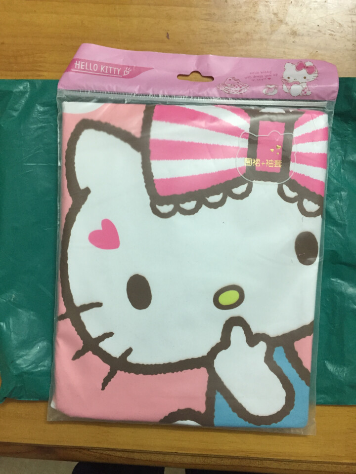 Hello Kitty凯蒂猫儿童围裙套袖 女童画画手工衣宝宝可爱卡通防水防尘吃饭绘画儿童罩衣四季通用 KT9006X粉色怎么样，好用吗，口碑，心得，评价，试用报,第2张