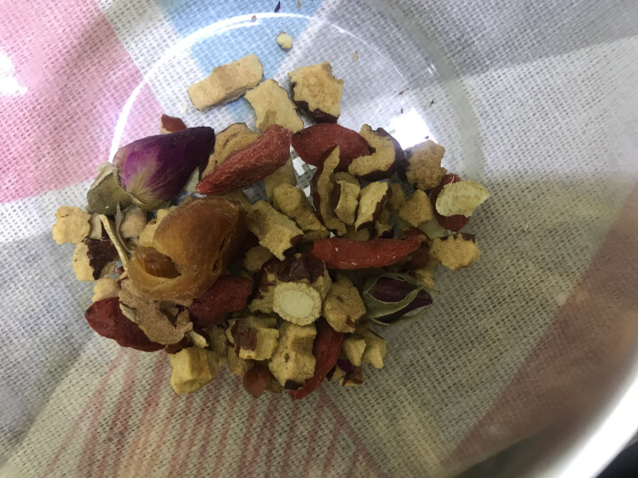 新品 人参红枣桂圆茶 五味原料枸杞玫瑰古方花茶组合220g 代用养生茶 盒装买二送一怎么样，好用吗，口碑，心得，评价，试用报告,第3张