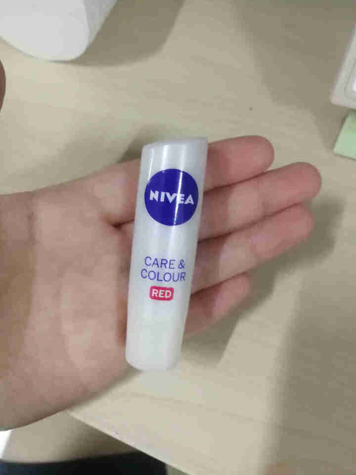 妮维雅（NIVEA）润唇膏男士女士补水保湿唇部深层滋润无色防冻裂干裂淡化唇纹 漾彩芯润护唇膏(活力绯红)怎么样，好用吗，口碑，心得，评价，试用报告,第2张