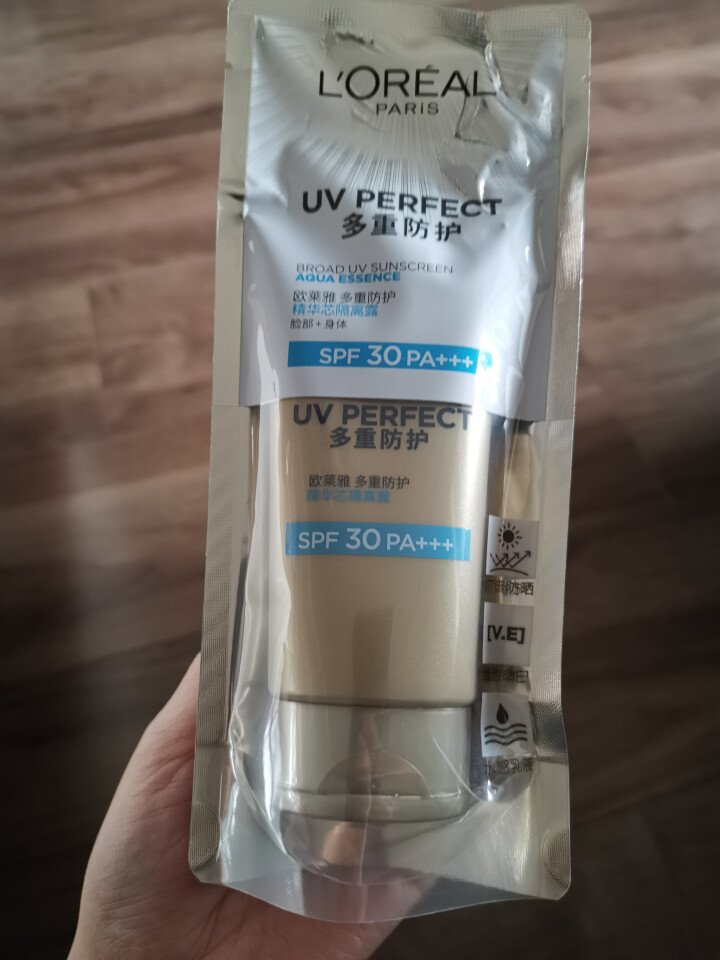 巴黎欧莱雅LOREAL防晒霜女多重防护隔离露spf50+PA++++套装男女全身脸部保湿防晒乳怎么样，好用吗，口碑，心得，评价，试用报告,第4张