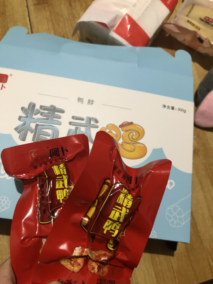 阿卜 精武鸭脖 卤味零食 麻辣熟食酱香风味 武汉特产 礼盒鸭脖300g 香辣味怎么样，好用吗，口碑，心得，评价，试用报告,第4张