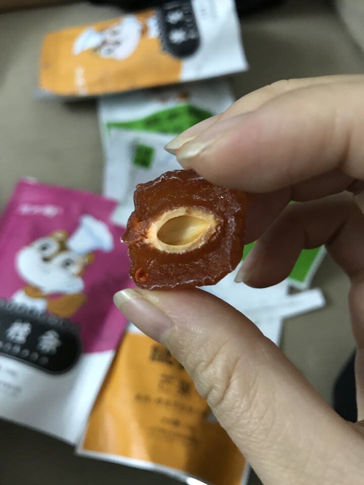 零食大礼包网红一箱坚果组合女整箱吃的小吃混装超大休闲食品男生 组合E （含芒果干）怎么样，好用吗，口碑，心得，评价，试用报告,第2张