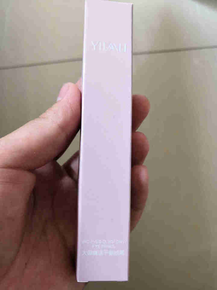 依莱丽（YILAILI）大眼睛速干眼线笔1.0ml（防水防汗不晕染 眼线液笔不掉色 初学者持久彩妆） 大眼睛速干眼线笔怎么样，好用吗，口碑，心得，评价，试用报告,第2张