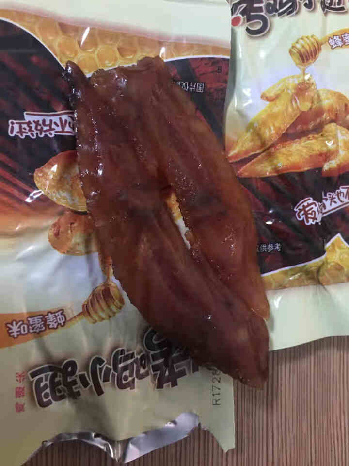 无穷烤鸡小翅50g袋装6小包香辣蜂蜜烤鸡翅尖零食办公室小吃特产 熟食即食小包装 50g蜂蜜烤小翅怎么样，好用吗，口碑，心得，评价，试用报告,第4张