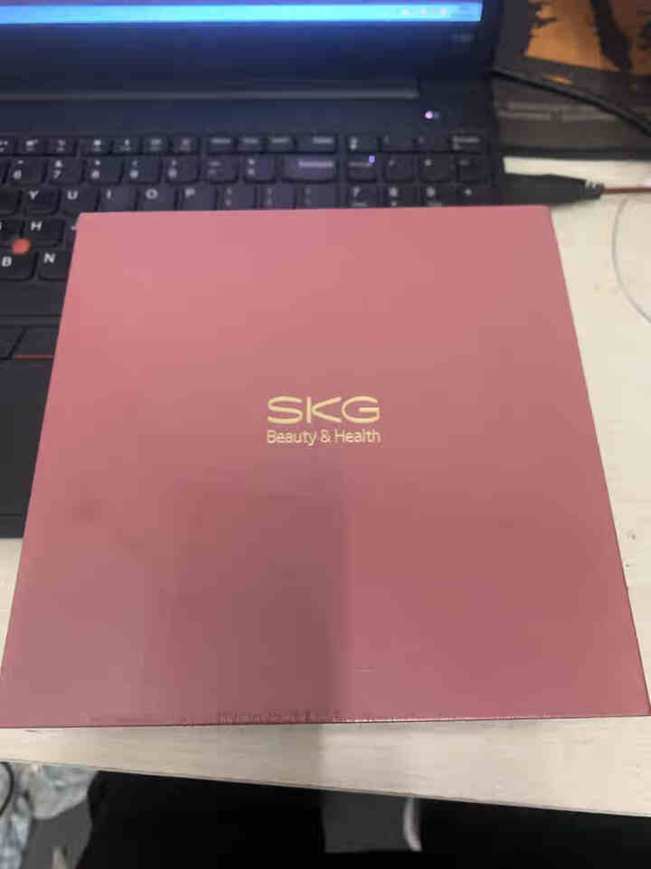 SKG颈椎按摩器黄金镀金颈部按摩仪热敷护颈仪充电便携脖子牵引器尊享礼盒送礼佳品 无线低频脉冲（尊贵礼盒版）怎么样，好用吗，口碑，心得，评价，试用报告,第3张