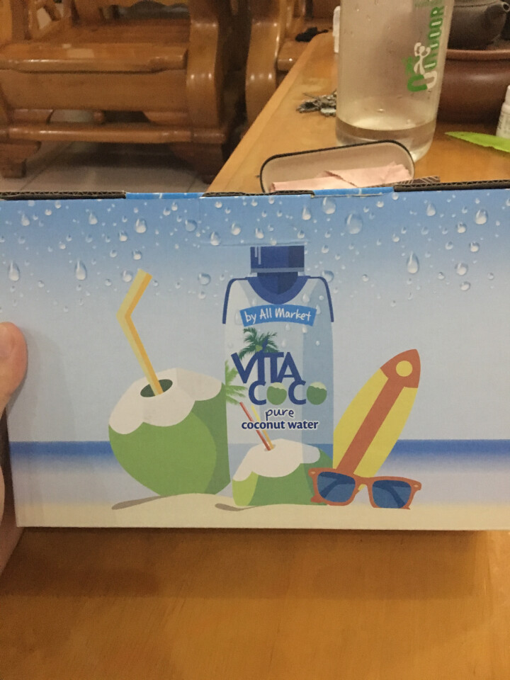 唯他可可（Vita Coco）天然椰子水进口NFC果汁饮料330ml*4瓶怎么样，好用吗，口碑，心得，评价，试用报告,第3张