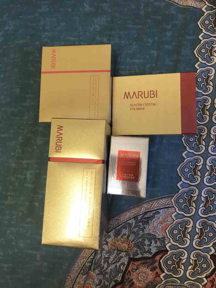 丸美MARUBI眼霜女 弹力蛋白日夜眼精华套装（眼霜10g*2+精华露20ml+眼霜3g*2+眼膜4对）淡化细纹补水保湿怎么样，好用吗，口碑，心得，评价，试用报,第2张