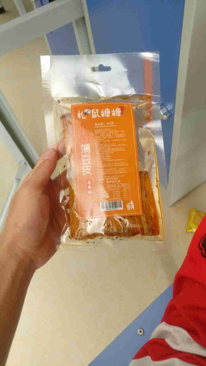 松鼠糖糖香辣薄豆皮 湖南特产辣片儿时怀旧手工辣条网红零食小吃办公室小零食 香辣味豆皮1包尝鲜装怎么样，好用吗，口碑，心得，评价，试用报告,第4张