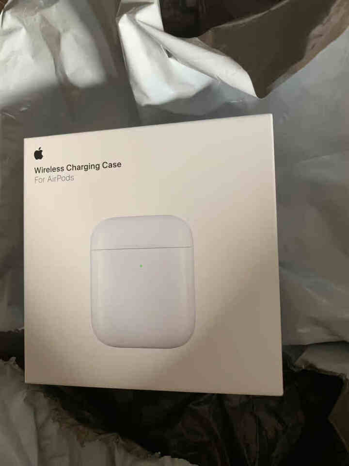 苹果（Apple） 新款AirPods2/二代无线蓝牙通用耳机 支持ipad/iphone/安卓手机 单买充电盒/充电仓（无线充电版） 标配怎么样，好用吗，口碑,第2张