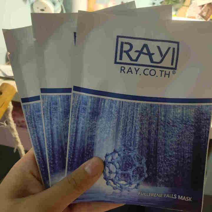 RAY.CO.TH 富勒烯瀑布补水面膜 拉丝（美白保湿控油修护收缩毛孔） 3片贴，无外包装怎么样，好用吗，口碑，心得，评价，试用报告,第2张