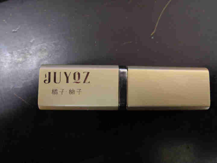 橘子柚子（JUYOZ）珍爱变色唇膏3.4g西柚色 保湿不掉色 胡萝卜素 甜橙油 健康口红专柜正品 珍爱变色唇膏（甜橙油）怎么样，好用吗，口碑，心得，评价，试用报,第3张