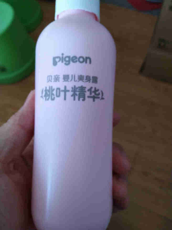 贝亲（Pigeon） 婴儿桃子水桃叶精华爽身露 婴宝儿童液体爽身粉 瓶装200ML IA171怎么样，好用吗，口碑，心得，评价，试用报告,第4张