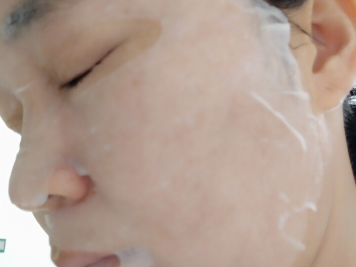 立肤白（LIFB）玻尿酸补水保湿面膜 改善干燥 舒缓修护 洁净亮肤 男女通用 蚕丝面膜 玻尿酸补水面膜5片怎么样，好用吗，口碑，心得，评价，试用报告,第4张