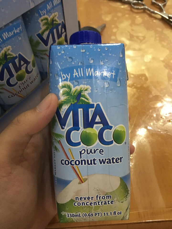 唯他可可（Vita Coco）天然椰子水进口NFC果汁饮料330ml*4瓶怎么样，好用吗，口碑，心得，评价，试用报告,第4张