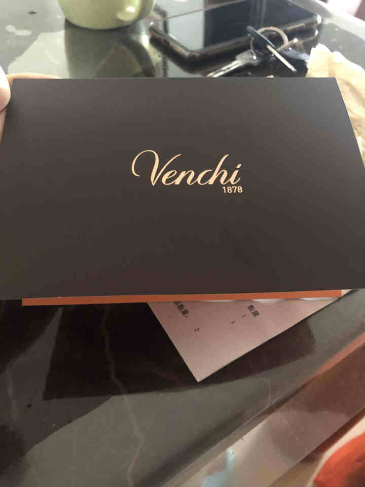 Venchi闻绮 意大利进口黑巧克力排块经典夹心牛奶榛子巧克力片果仁夹心朱古力片 整颗榛子牛奶巧克力片怎么样，好用吗，口碑，心得，评价，试用报告,第4张