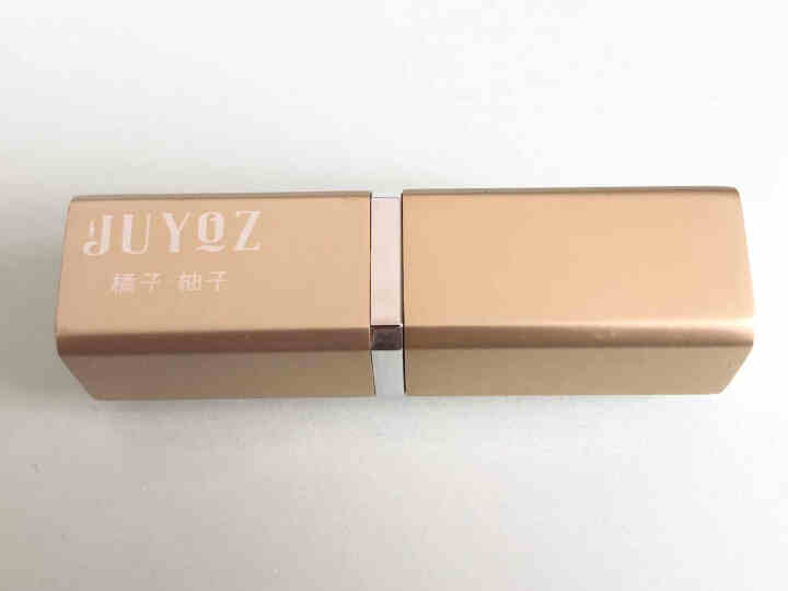 橘子柚子（JUYOZ）珍爱变色唇膏3.4g西柚色 保湿不掉色 胡萝卜素 甜橙油 健康口红专柜正品 珍爱变色唇膏（甜橙油）怎么样，好用吗，口碑，心得，评价，试用报,第2张