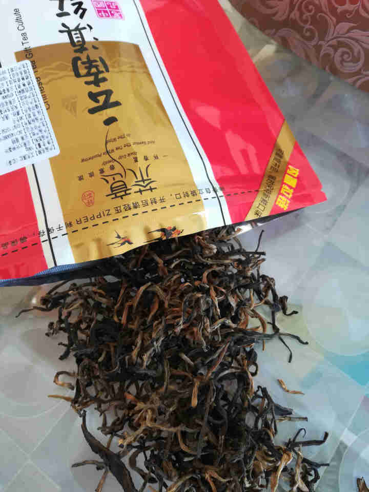 叶有缘茶叶 云南凤庆滇红茶 古树工夫滇红 250克礼盒装 100克怎么样，好用吗，口碑，心得，评价，试用报告,第2张