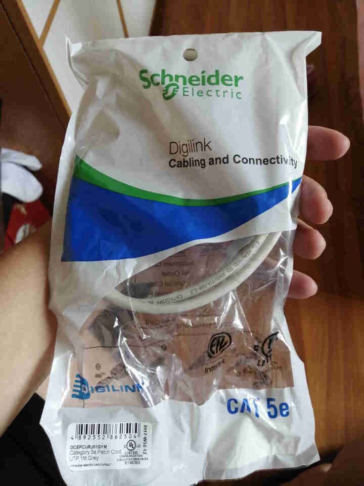 施耐德电气（Schneider Electric） 超五类非屏蔽网线 网络路由器电脑高速网线 成品 灰色 1米跳线,第3张