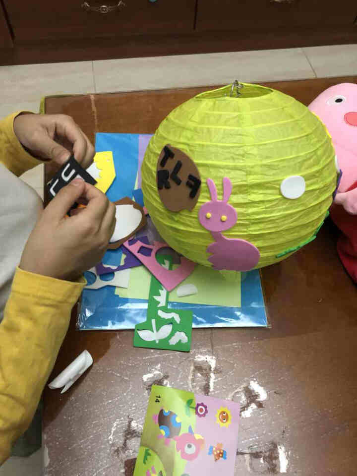 2019新品中秋节儿童卡通手提diy灯笼手工制作材料包纸灯笼幼儿园装饰礼物 11#随机怎么样，好用吗，口碑，心得，评价，试用报告,第2张