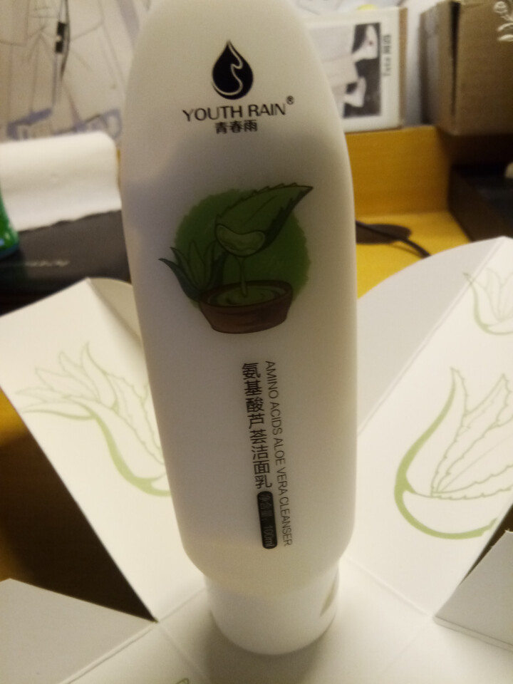 青春雨（YOUTH RAIN）氨基酸芦荟洁面乳100ml 洗面奶男女通用 保湿补水 控油祛痘深层清洁 1支装怎么样，好用吗，口碑，心得，评价，试用报告,第2张