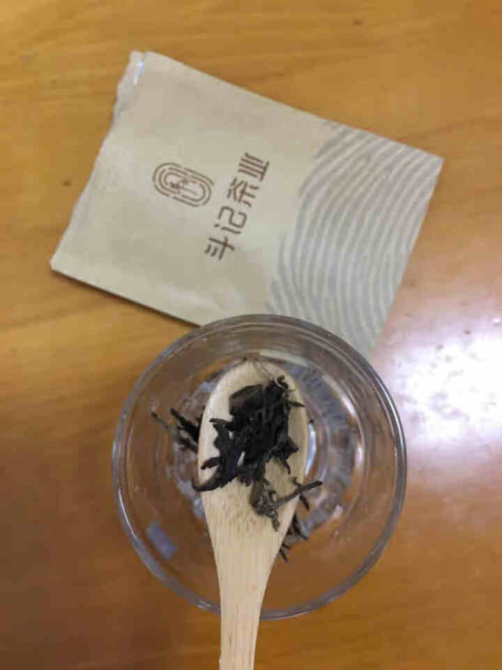 斗记 普洱茶【2015年布朗山】生茶饼茶357g 云南茶叶春茶棉纸礼盒包装 试饮装（7克/份）不单卖怎么样，好用吗，口碑，心得，评价，试用报告,第3张