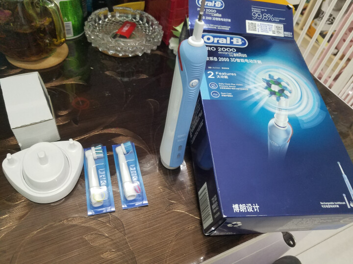 博朗 欧乐B（Oralb）P2000蓝 电动牙刷 3D声波震动成人充电式牙刷 清除牙渍 配EB17、EB50双刷头怎么样，好用吗，口碑，心得，评价，试用报告,第2张