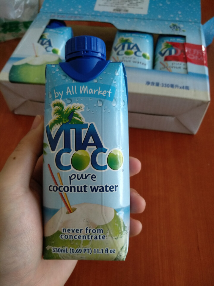 唯他可可（Vita Coco）天然椰子水进口NFC果汁饮料330ml*4瓶怎么样，好用吗，口碑，心得，评价，试用报告,第3张