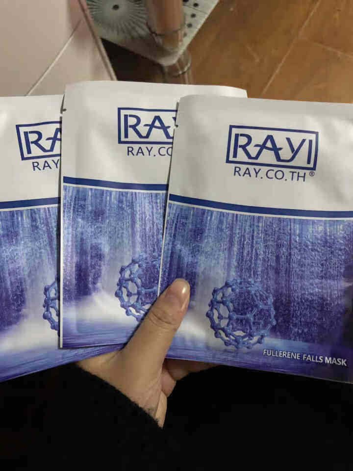 RAY.CO.TH 富勒烯瀑布补水面膜 拉丝（美白保湿控油修护收缩毛孔） 3片贴，无外包装怎么样，好用吗，口碑，心得，评价，试用报告,第2张