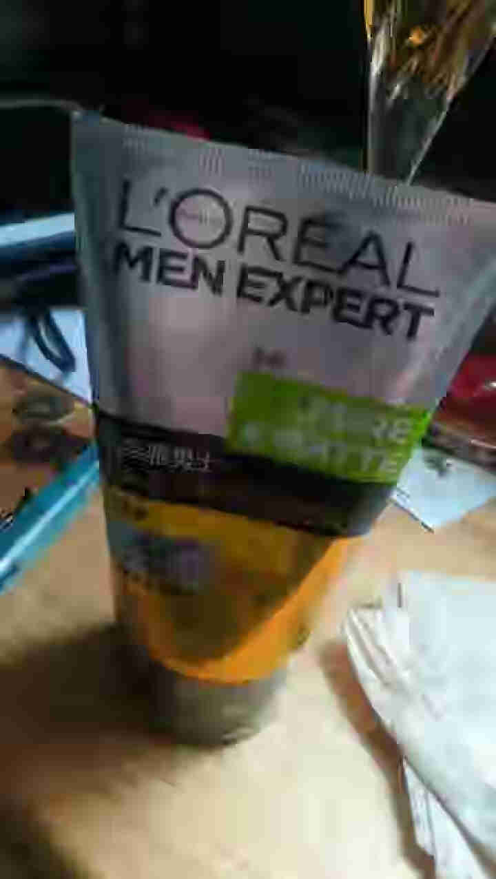 欧莱雅（LOREAL） 男士火山岩控油清痘洁面膏洁面乳清洁毛孔抗黑头洗面奶抗痘去痘 矿漠泥长效控油洁面乳怎么样，好用吗，口碑，心得，评价，试用报告,第2张