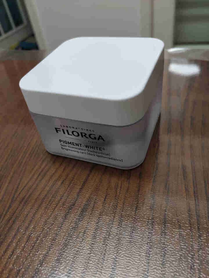 菲洛嘉 Filorga 美肌亮颜霜50ml 白白霜（  淡化黑色素 均匀提亮肤色 ） 法国原装进口【线上专柜】怎么样，好用吗，口碑，心得，评价，试用报告,第4张