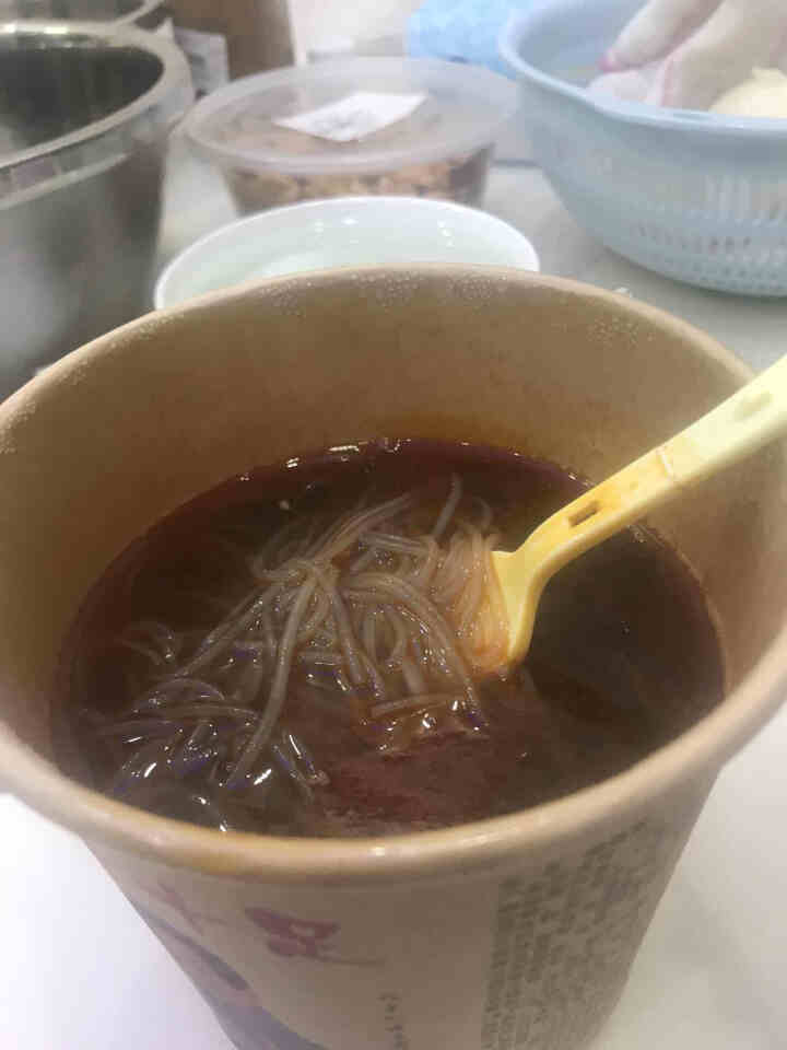 酸辣粉正版嗨吃家酸辣红薯细粉方便速食正宗清真重庆风味方便粉丝即食 梁天代言 网红酸辣粉120g*6桶（明星款）怎么样，好用吗，口碑，心得，评价，试用报告,第3张