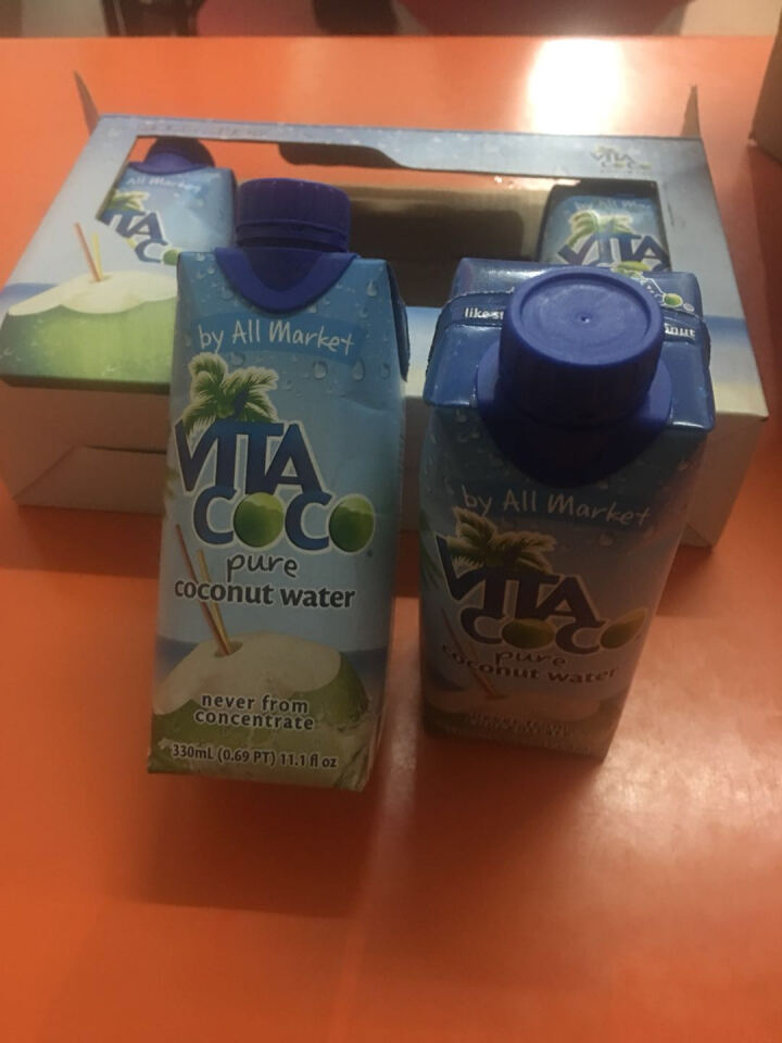 唯他可可（Vita Coco）天然椰子水进口NFC果汁饮料330ml*4瓶怎么样，好用吗，口碑，心得，评价，试用报告,第4张