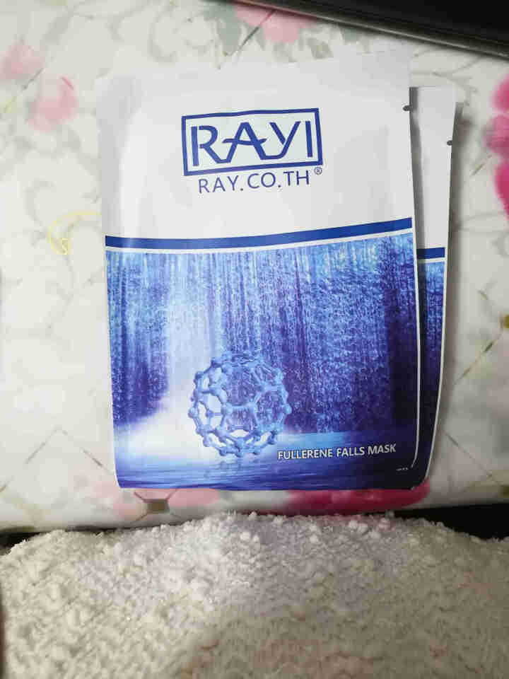 RAY.CO.TH 富勒烯瀑布补水面膜 拉丝（美白保湿控油修护收缩毛孔） 3片贴，无外包装怎么样，好用吗，口碑，心得，评价，试用报告,第2张