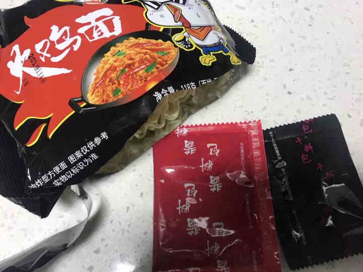 同碗福火鸡面超辣酸辣粉干拌面方便面泡面袋装整箱批发夜宵食品网红零食小吃 火鸡面2袋装无赠品怎么样，好用吗，口碑，心得，评价，试用报告,第3张