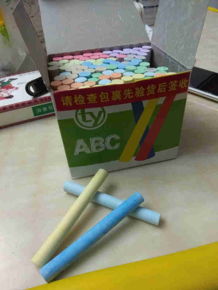 彩色粉笔白色粉笔儿童涂鸦笔绿板黑板报用笔 普通彩色粉笔1盒（100支）怎么样，好用吗，口碑，心得，评价，试用报告,第4张