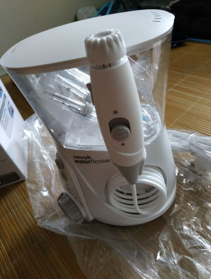 洁碧（Waterpik）家用便携手持式冲牙器/水牙线/洗牙器/洁牙机 非电动牙刷 磁吸速充 WP,第3张