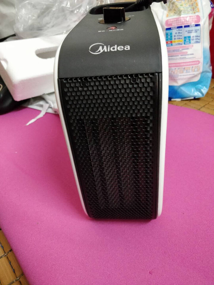 美的（Midea）暖风机/取暖器/电暖气/电暖器/办公室迷你小暖炉家用节能省电静音暖炉HF18C 白色怎么样，好用吗，口碑，心得，评价，试用报告,第2张