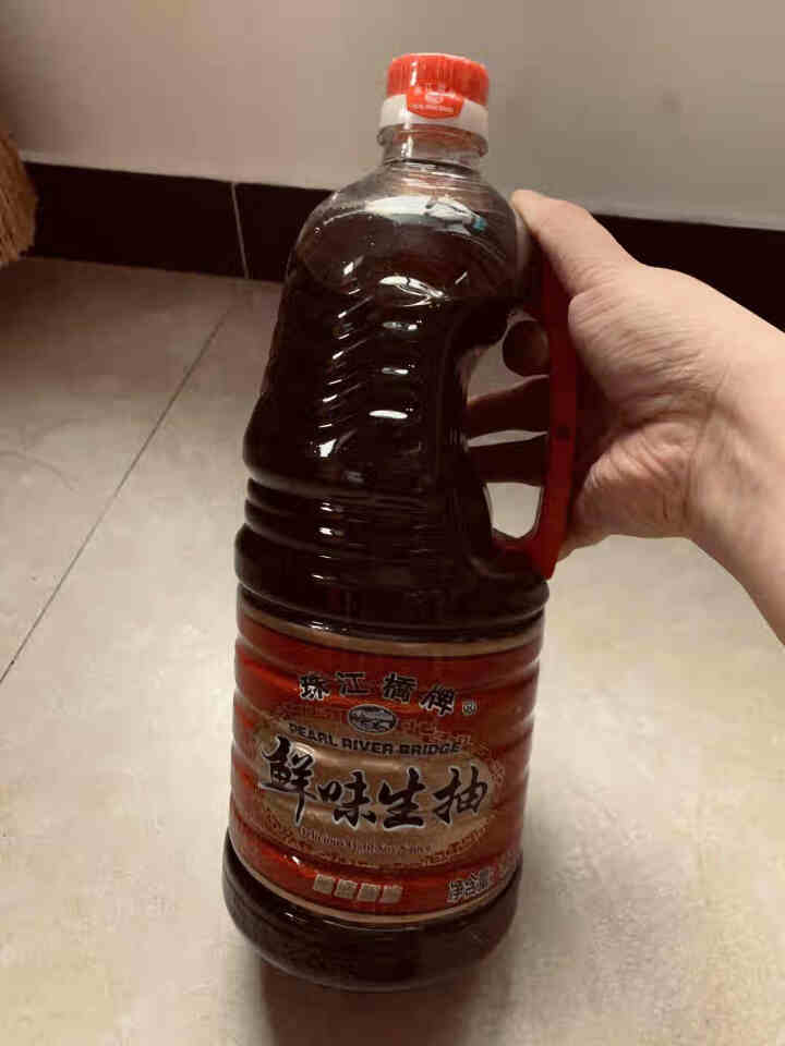 【免邮】珠江桥牌 鲜味生抽1.9L/瓶 酿造酱油 味鲜凉拌蘸点 非转基因 广东老字号 1瓶装怎么样，好用吗，口碑，心得，评价，试用报告,第2张