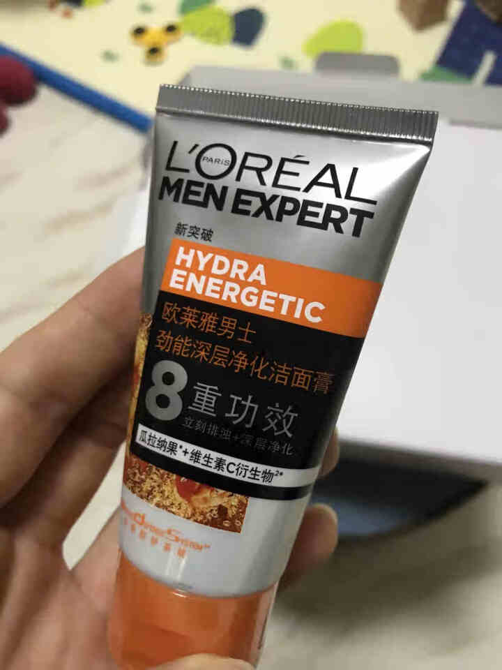 欧莱雅LOREAL男士保湿补水学生清洁脸部润滑不干燥鹿晗代言洗面奶男 赠品试用装50ml怎么样，好用吗，口碑，心得，评价，试用报告,第2张