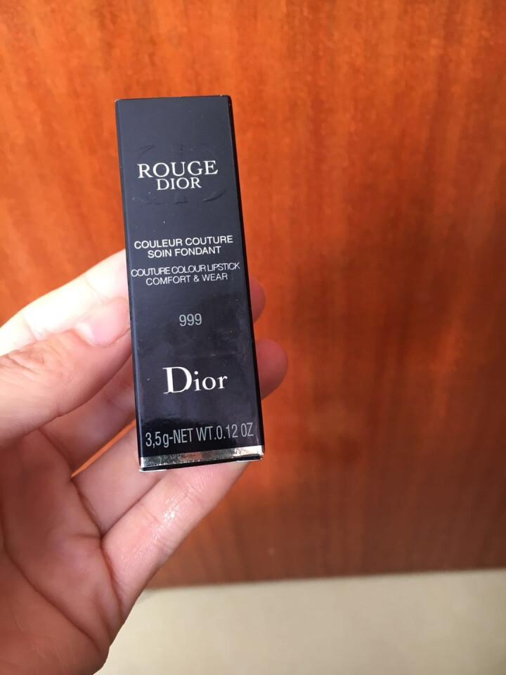 迪奥（Dior） 【专柜正品】Dior迪奥口红女士唇膏 烈艳蓝金999#滋润赠礼盒礼袋怎么样，好用吗，口碑，心得，评价，试用报告,第3张