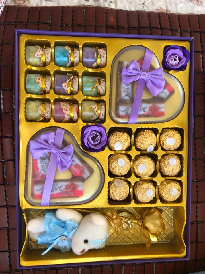 费列罗（Ferrero Rocher） 巧克力礼盒装糖果零食七夕情人节礼物送女友老婆怎么样，好用吗，口碑，心得，评价，试用报告,第4张
