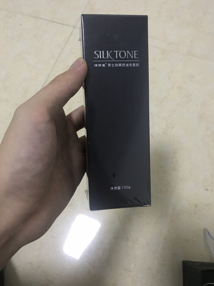 诗丽堂（SilkTone） 男士净澈毛孔劲爽控油洗面奶100g 浅灰色怎么样，好用吗，口碑，心得，评价，试用报告,第2张