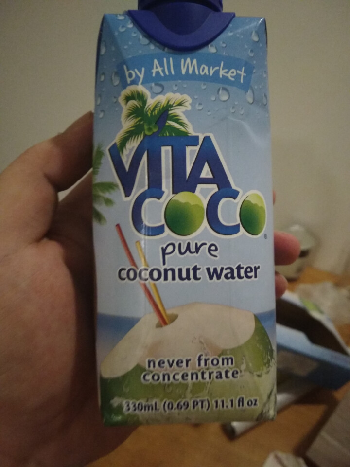 唯他可可（Vita Coco）天然椰子水进口NFC果汁饮料330ml*4瓶怎么样，好用吗，口碑，心得，评价，试用报告,第4张