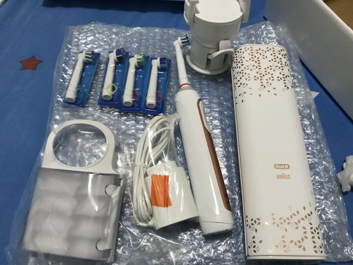 博朗 欧乐B（Oralb）智能电动牙刷 3D声波震动成人充电式牙刷 7天美白去渍 iBrush9000 Plus 玫瑰金怎么样，好用吗，口碑，心得，评价，试用报,第2张