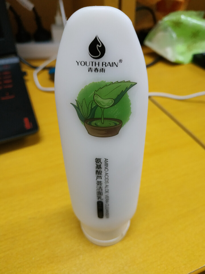 青春雨（YOUTH RAIN）氨基酸芦荟洁面乳100ml 洗面奶男女通用 保湿补水 控油祛痘深层清洁 1支装怎么样，好用吗，口碑，心得，评价，试用报告,第4张