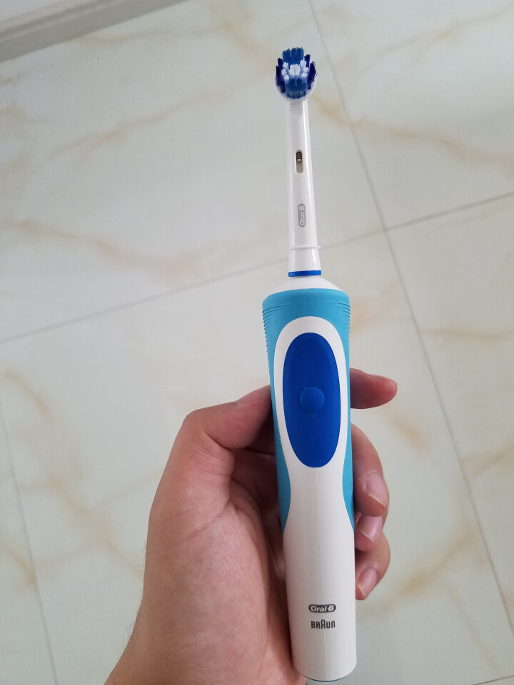 博朗 欧乐B（Oralb）电动牙刷头 4支装 精准清洁型 适配成人2D/3D全部型号 EB20,第4张