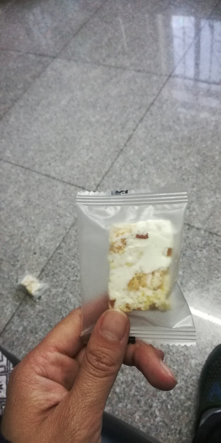 太祖（taizu） 网红雪花奶酥Q饼雪花酥180g 奶香味\椰香味\芒果味饼干糕点休闲办公茶点 奶香味 180g怎么样，好用吗，口碑，心得，评价，试用报告,第4张