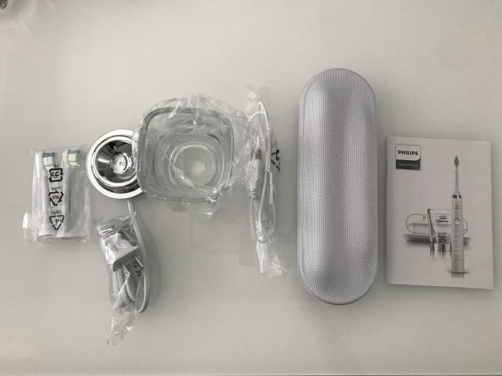 飞利浦(PHILIPS) 电动牙刷 成人声波震动钻石系列(自带刷头*2+充电旅行盒+充电玻璃杯)  白钻HX9332/04怎么样，好用吗，口碑，心得，评价，试用,第2张