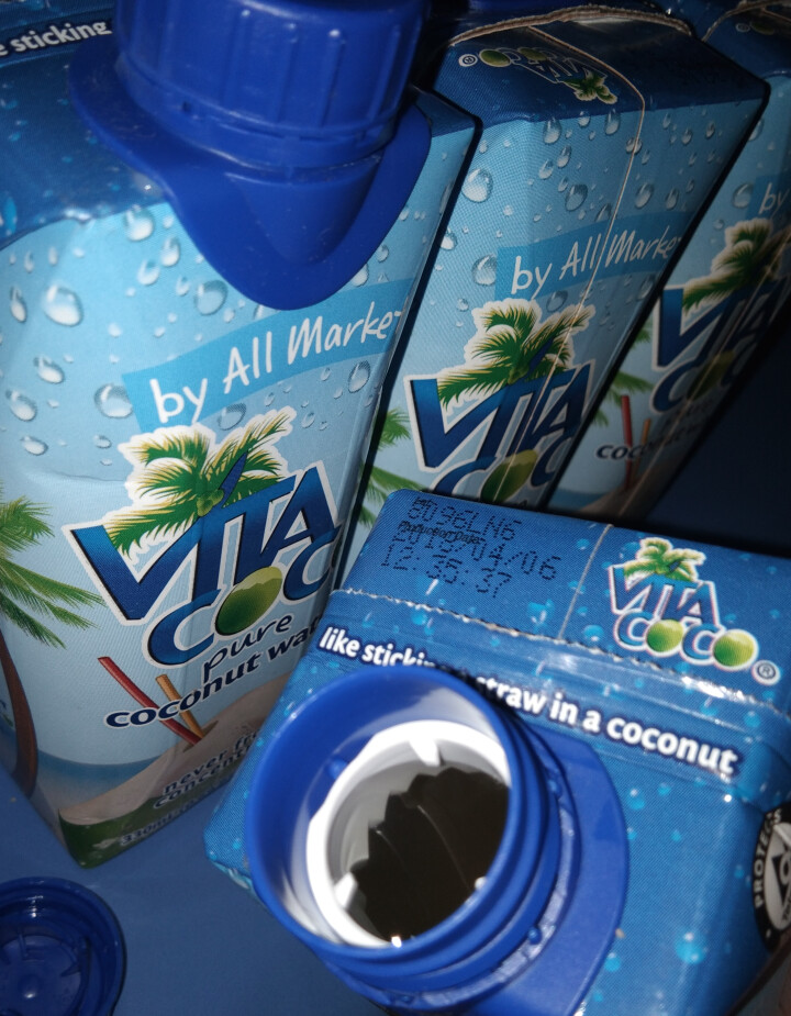 唯他可可（Vita Coco）天然椰子水进口NFC果汁饮料330ml*4瓶怎么样，好用吗，口碑，心得，评价，试用报告,第4张